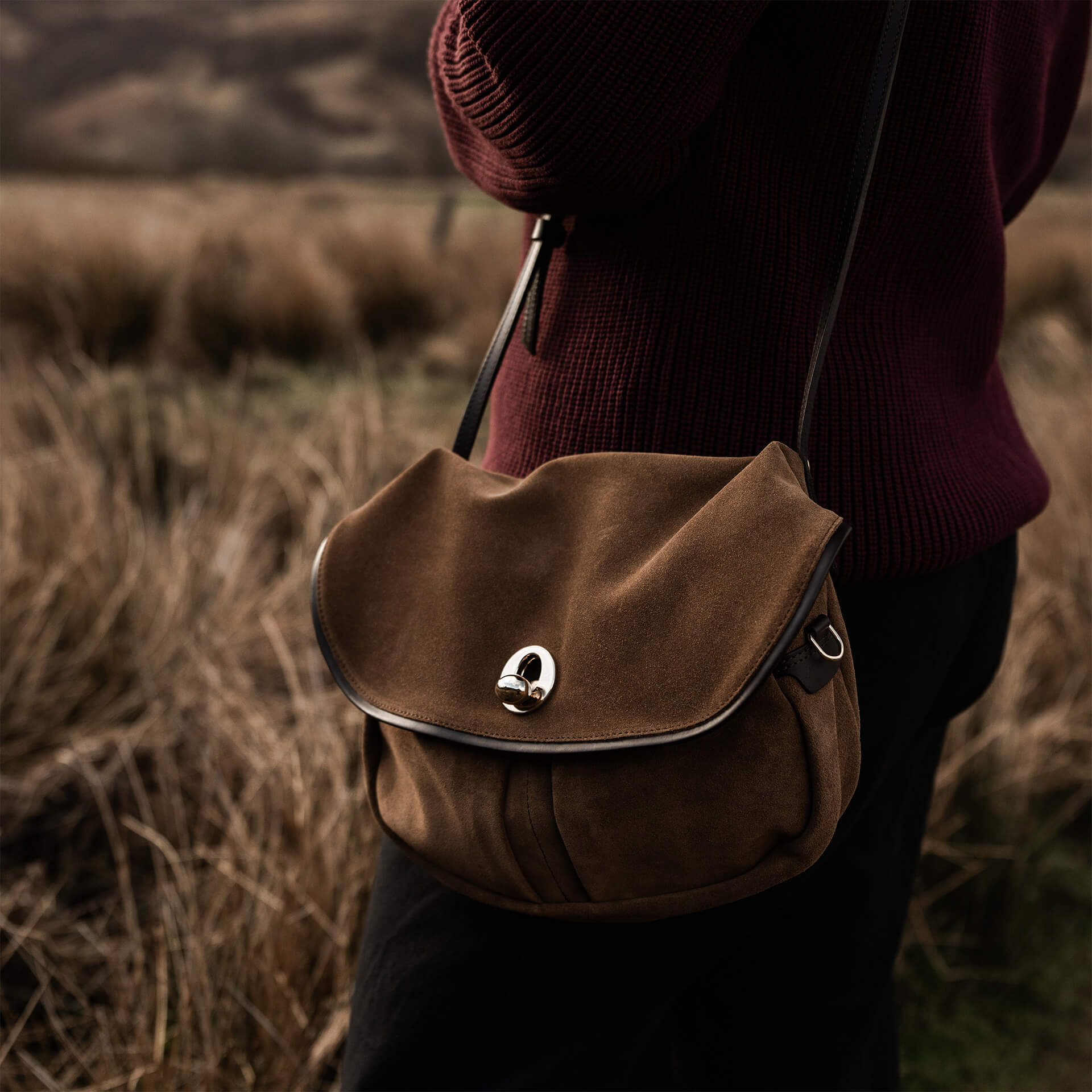 Musette S Janice Bag – Hazelnut Brown Suede Elegance | Bleu de Chauffe